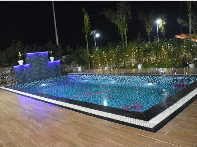 3 BHK Farm House in Sector 135 for resale Noida. The reference number is 17090131
