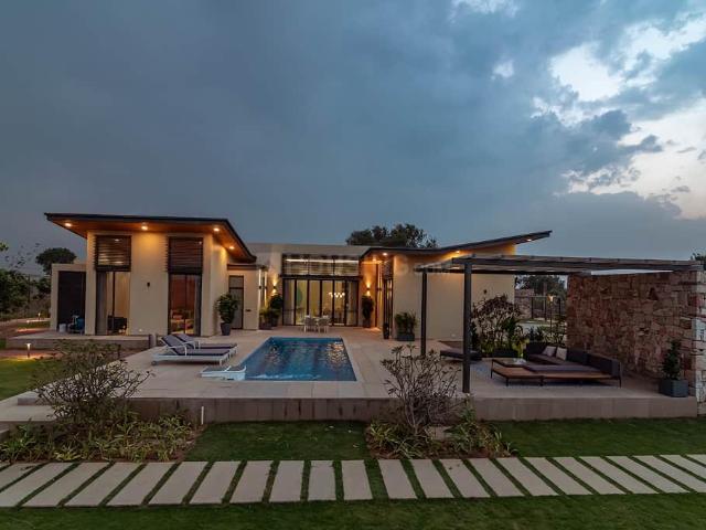 3 BHK Farm House in Theekariya for resale NH 8 Jaipur. The reference number is 16752692