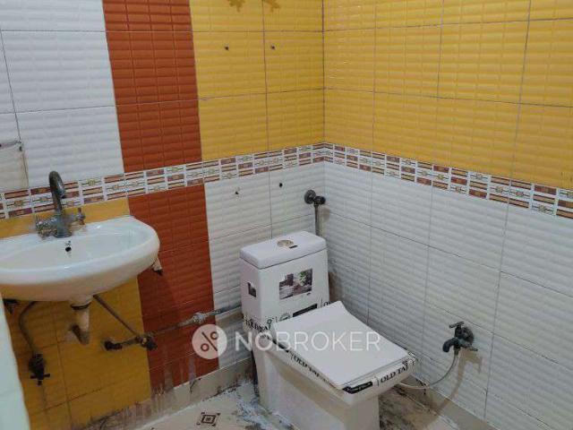 3 BHK for Rent In Dr. Mukherjee Nagar