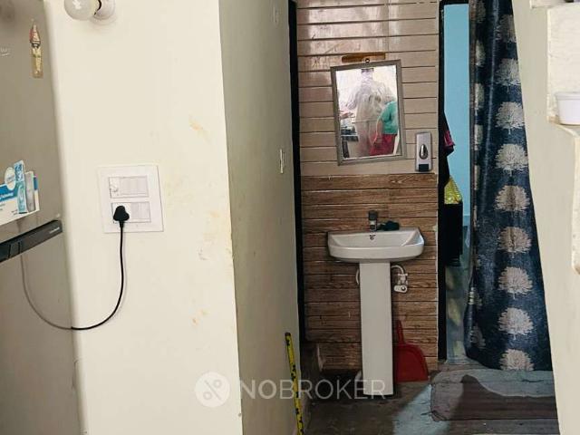 3 BHK Flat for Rent In Sector 62a