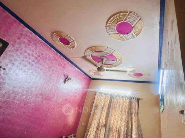 3 BHK Flat For Sale In M644+jqm, Idgah Rd, Quresh Nagar, Narain Market, Sadar Bazaar, Delhi, 110006, India