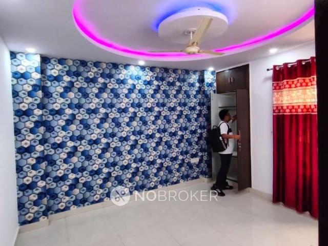 3 BHK Flat For Sale In Mohan Garden