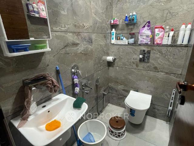 3 BHK Flat For Sale In Mohan Garden