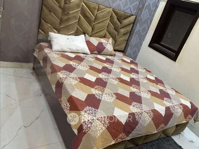 3 BHK Flat For Sale In Mohan Garden