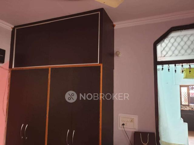 3 BHK Flat For Sale In Geeta Colony