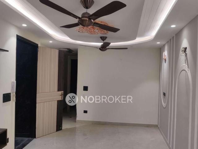 3 BHK Flat For Sale In Govindpuri