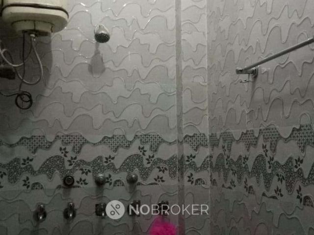 3 BHK Flat For Sale In Laxmi Nagar