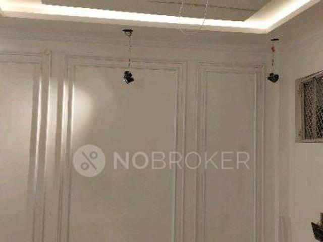 3 BHK Flat For Sale In Laxmi Nagar