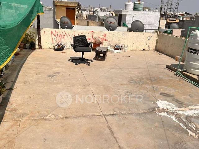 3 BHK Flat For Sale In Razapur Khurd