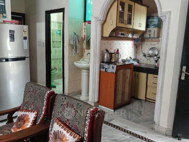 3 BHK Flat For Sale In Shakarpur
