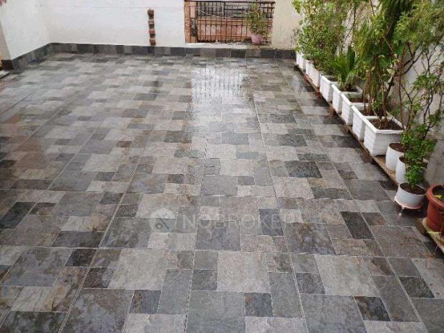 3 BHK Flat For Sale In Shakarpur