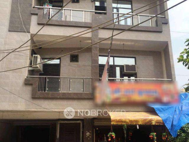 3 BHK Flat For Sale In Uttam Nagar