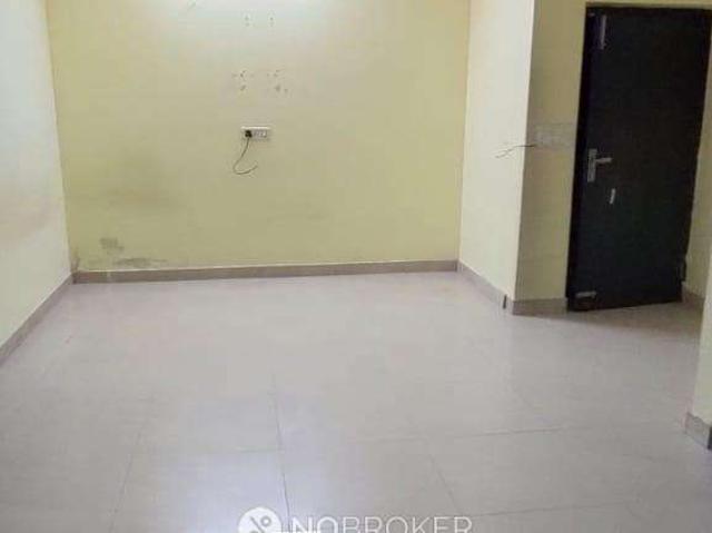 3 BHK Flat In Mahavir Bhawan For Sale In Rohini