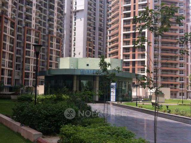 3 BHK Flat In Mahagun Mascot, Crossing Republik for Rent In