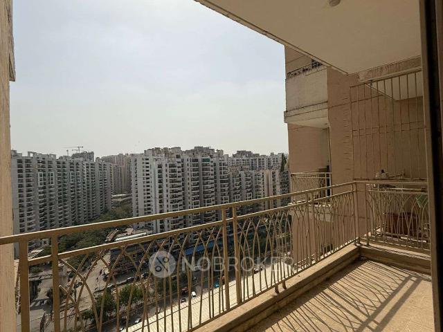 3 BHK Flat In Mahagun Mywoods For Sale In Sector 16c