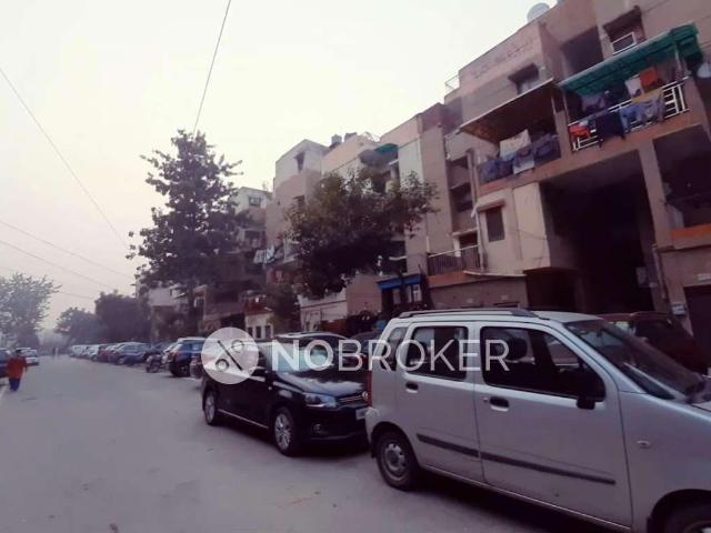 3 BHK Flat In Metro View Society For Sale In Dwarka Mor