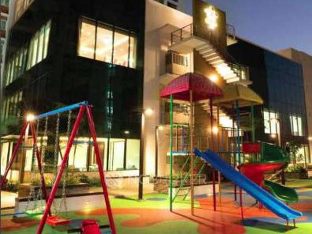 3 BHK Flat In Navins Cedar At Starwood Towers For Sale In M