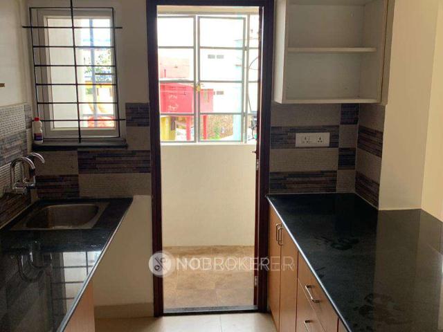 3 BHK Flat In Newry Shanmita for Rent In Pallikaranai