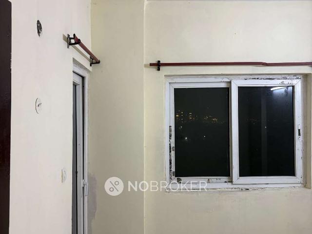 3 BHK Flat In Nimbus Express Park View 2 for Rent In Chi V