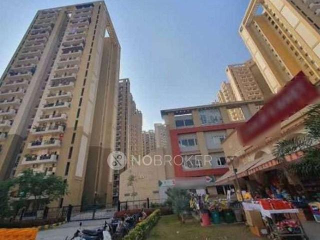 3 BHK Flat In Nimbus Expressway Phase 1 For Sale In Chi V
