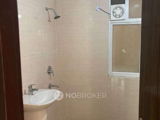 3 BHK Flat In Nirala Estate For Sale In Techzone 4