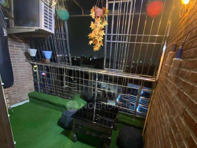 3 BHK Flat In Ozone Apartment For Sale In Sector 104