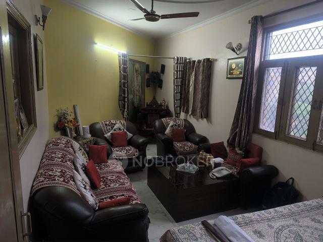 3 BHK Flat In Old Double Storey Lajpat Nagar 4 3rd For Sale In Lajpat Nagar