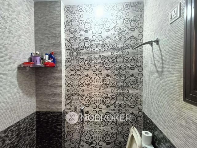 3 BHK Flat In Om Towers For Sale In Uttam Nagar