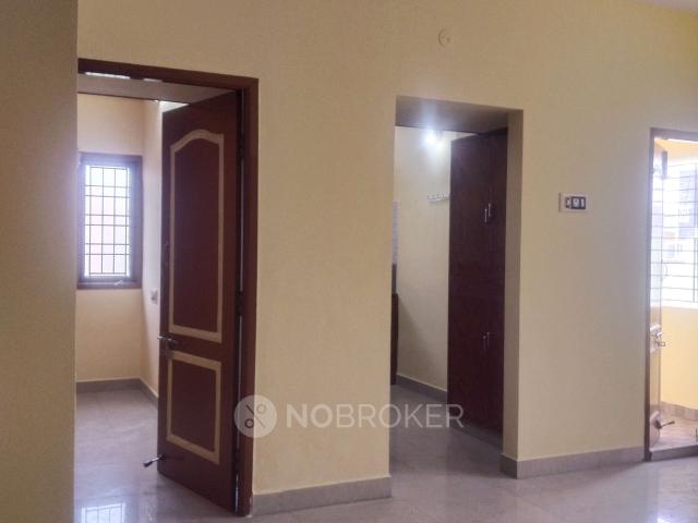 3 BHK Flat In A Raman Flats For Sale In Medavakkam