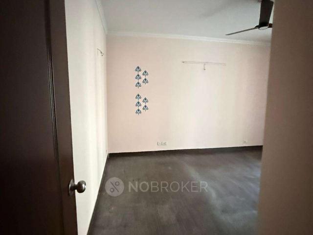 3 BHK Flat In Aditya Celebrity Homes, Sector 76 for Rent In Sector 76