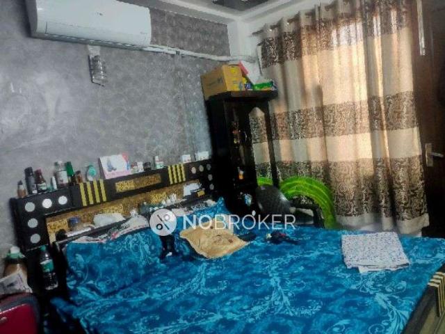 3 BHK Flat In Ae Block Rwa Shalimar Bagh For Sale In Shalim