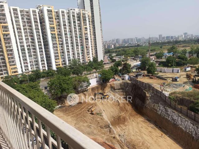 3 BHK Flat In Ajnara Homes For Sale In Sector 16b
