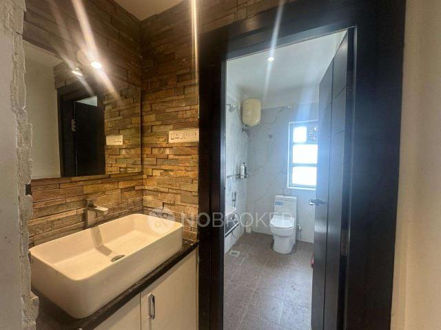 3 BHK Flat In Alcove Apartment For Sale In Kothapet