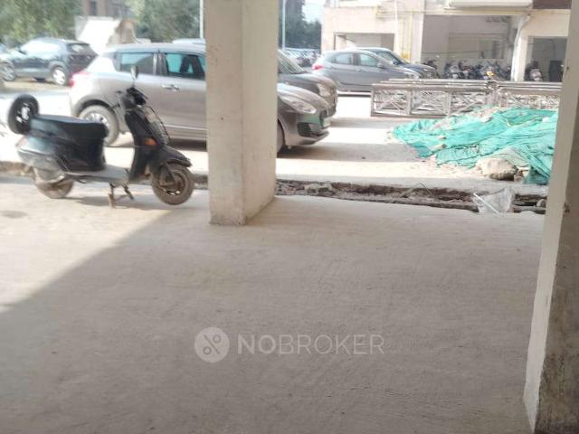 3 BHK Flat In Amrapali Centurian Park Low Rise For Sale In
