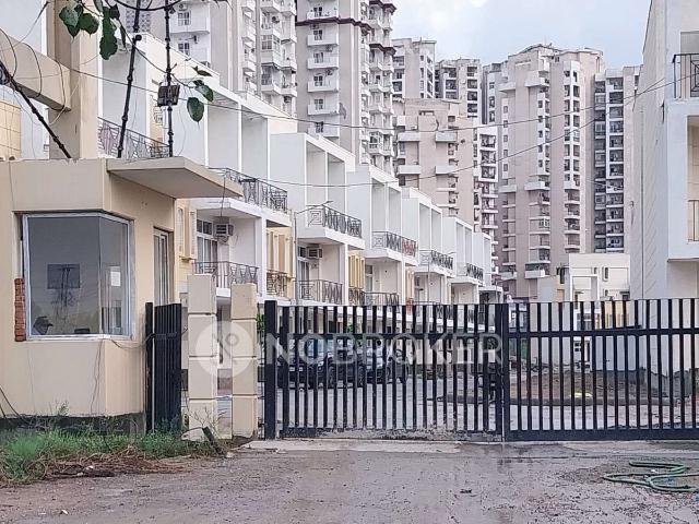 3 BHK Flat In Amrapali Dream Valley For Sale In Tech Zone Iv