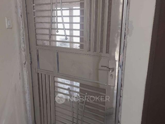 3 BHK Flat In Amrapali Dreamvalley Highrise Phase 2, Noida Extension for Rent In Techzone 4