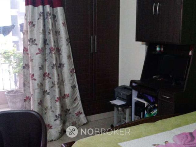 3 BHK Flat In Amrapali Empire for Rent In Crossings Republi