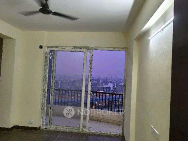3 BHK Flat In Amrapali Heartbeat City for Rent In Sector 10