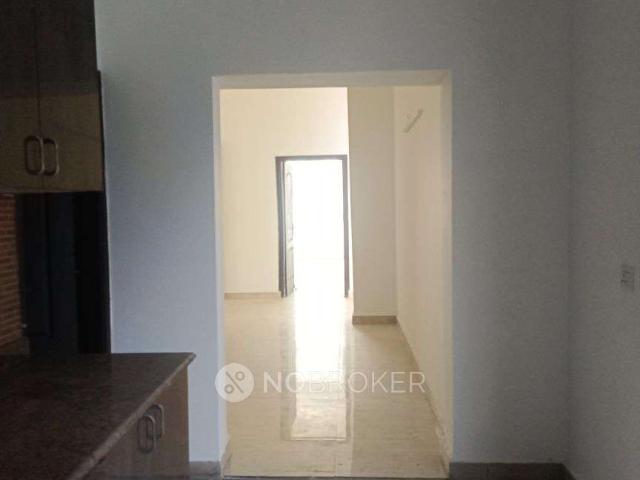 3 BHK Flat In Amrapali Platinum for Rent In Sector 119