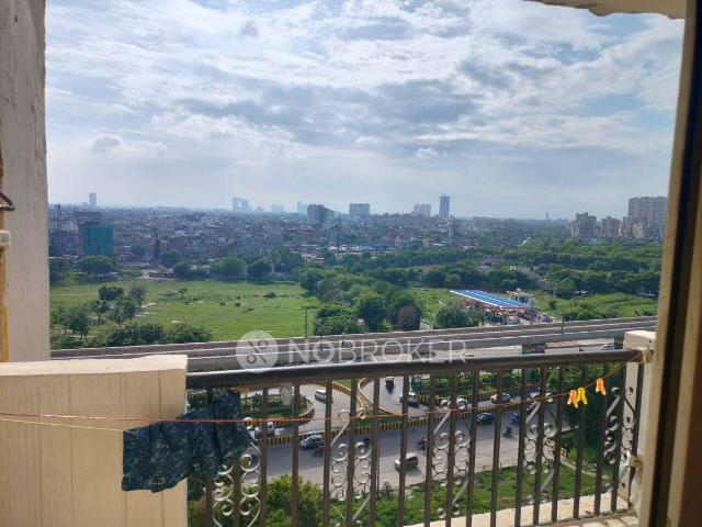 3 BHK Flat In Amrapali Silicon City for Rent In Sector 76