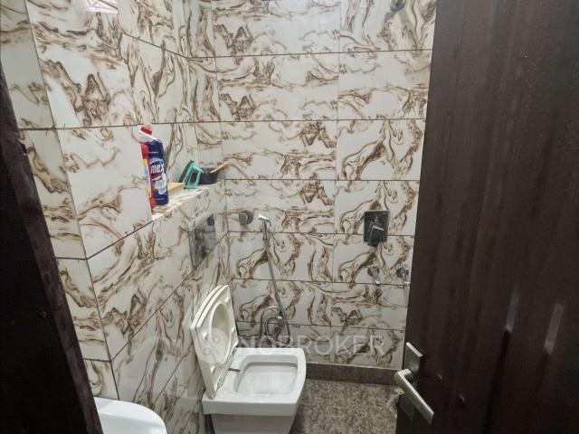 3 BHK House In Anand Vihar, Uttam Nagar West Metro Station