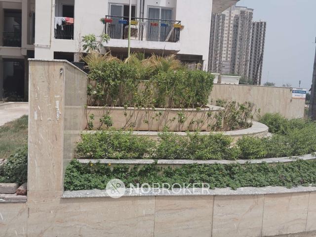3 BHK Flat In Antriksh Golf Link, Aimnabad For Sale In Aimnabad