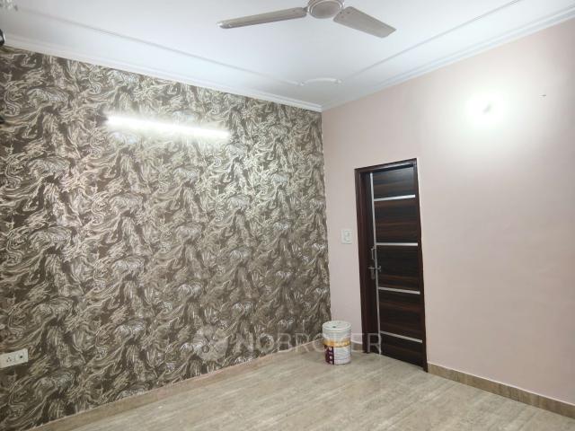 3 BHK Flat In Ashoka Apartment 2 for Rent In Sector 3