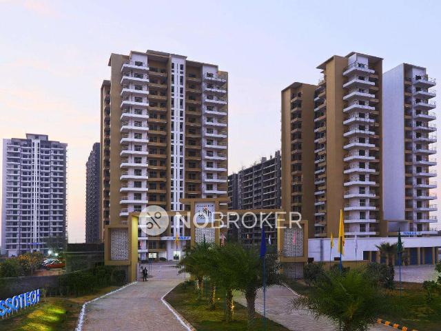 3 BHK Flat In Assotech Blith for Rent In Sector 99
