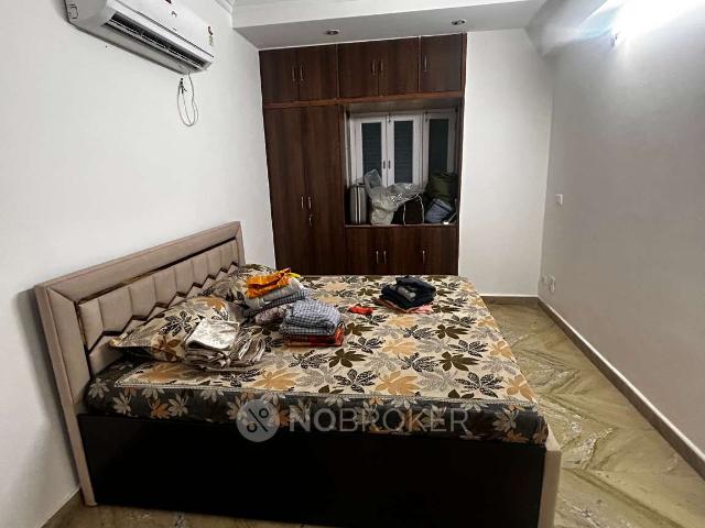 3 BHK Flat In Assotech Upkar Apartment for Rent In Mayur Vi