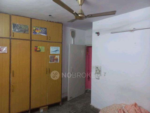3 BHK Flat In Builder Floor For Sale In Paharganj