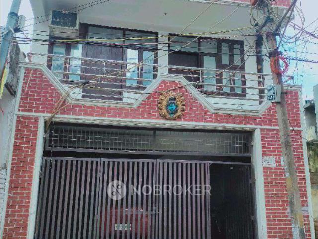 3 BHK Flat In Buildoor Floor For Sale In Palam Village, Pal