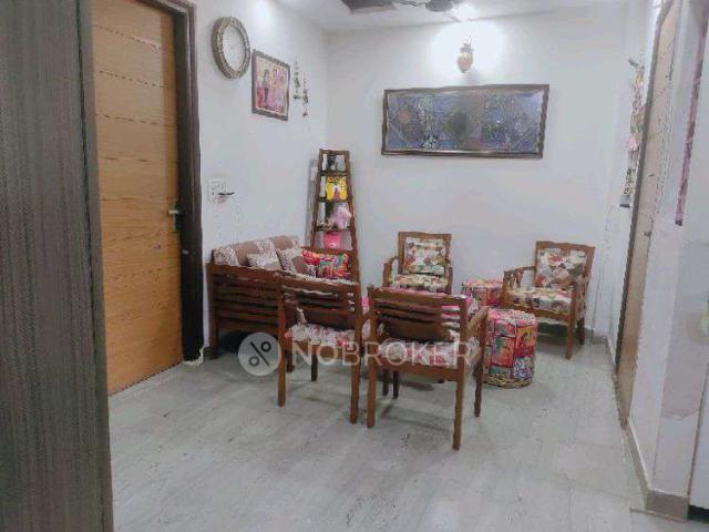 3 BHK Flat In Balaji Enclave For Sale In Rohini