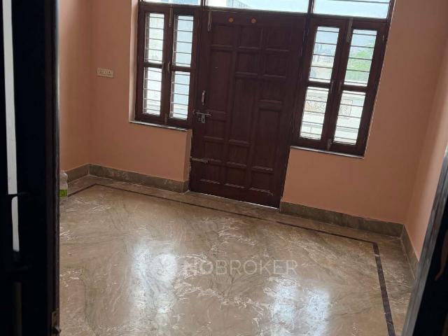 3 BHK Flat In Ballabgarh Faridabad for Rent In Singh Sabha Gurudwara