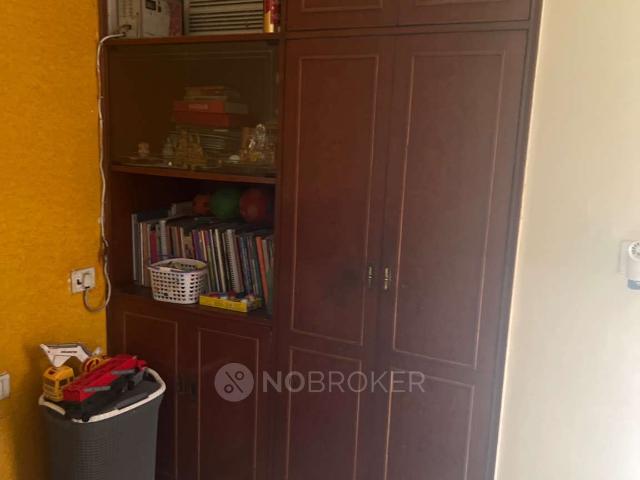 3 BHK Flat In Block U And V For Sale In Shalimar Bagh